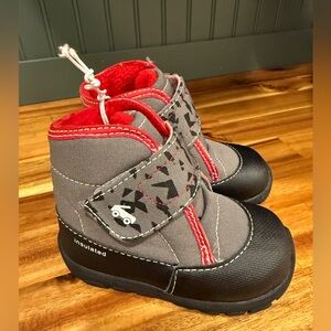 Infant insulated boots